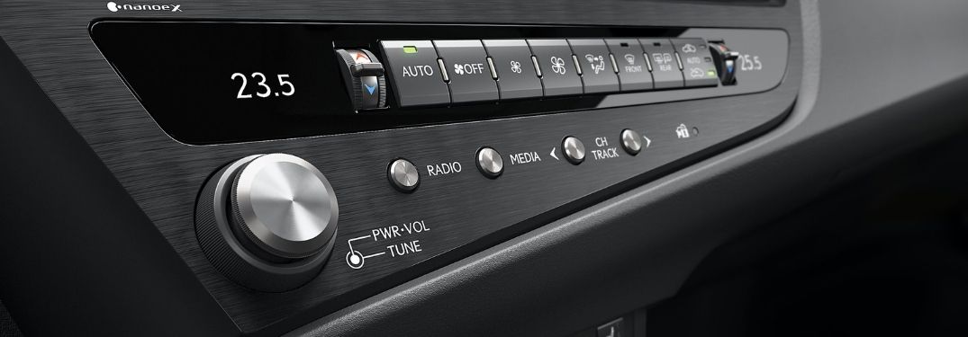 Close Up of 2022 Lexus ES Radio Volume Knob and Center Stack
