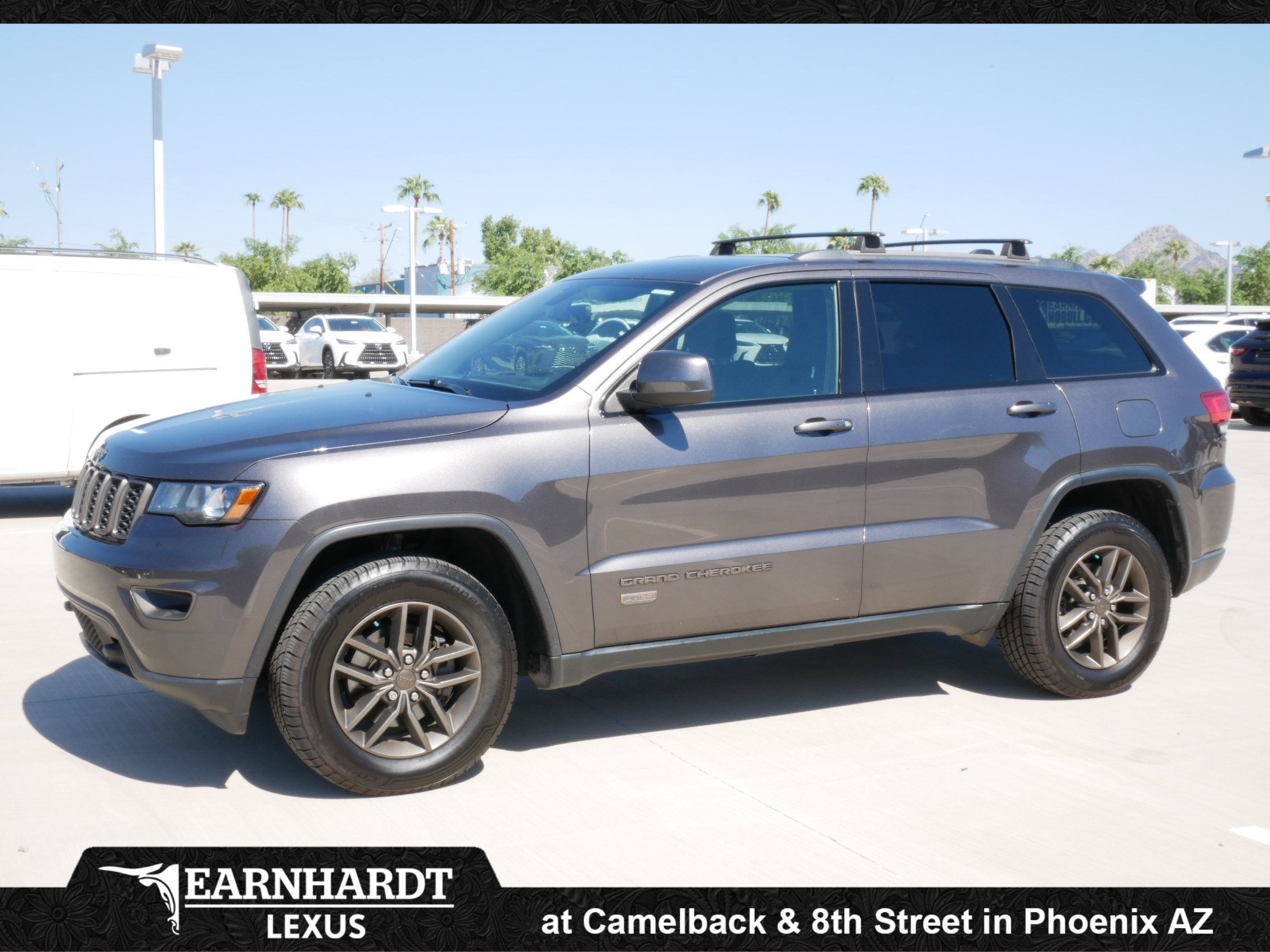 2017 Jeep Grand Cherokee 75th Anniversary Edition