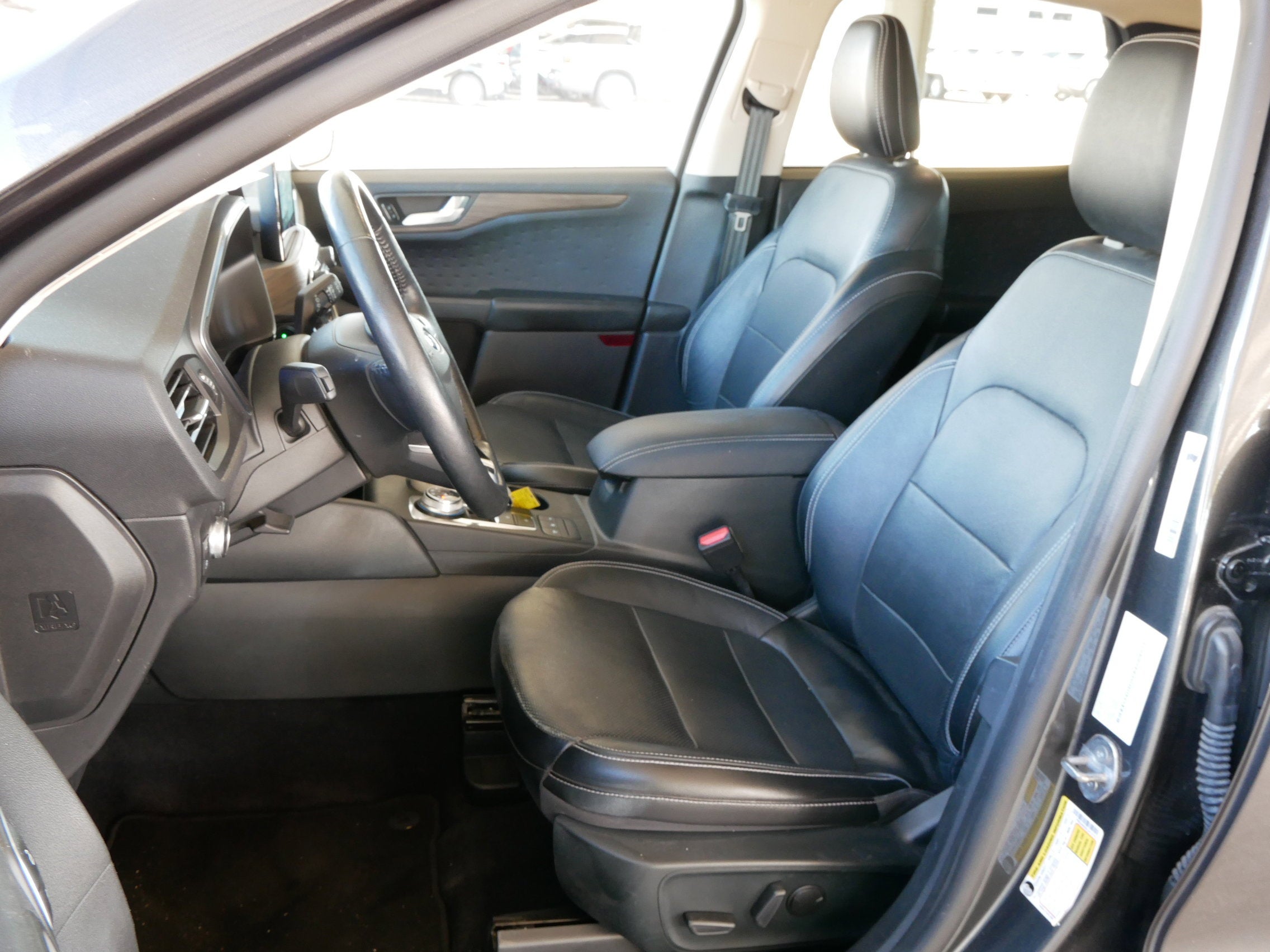 2020 Ford Escape Titanium Hybrid