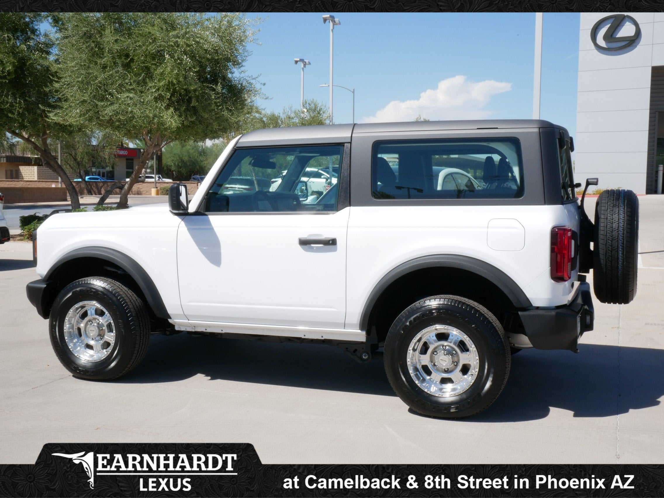 2025 Ford Bronco Base