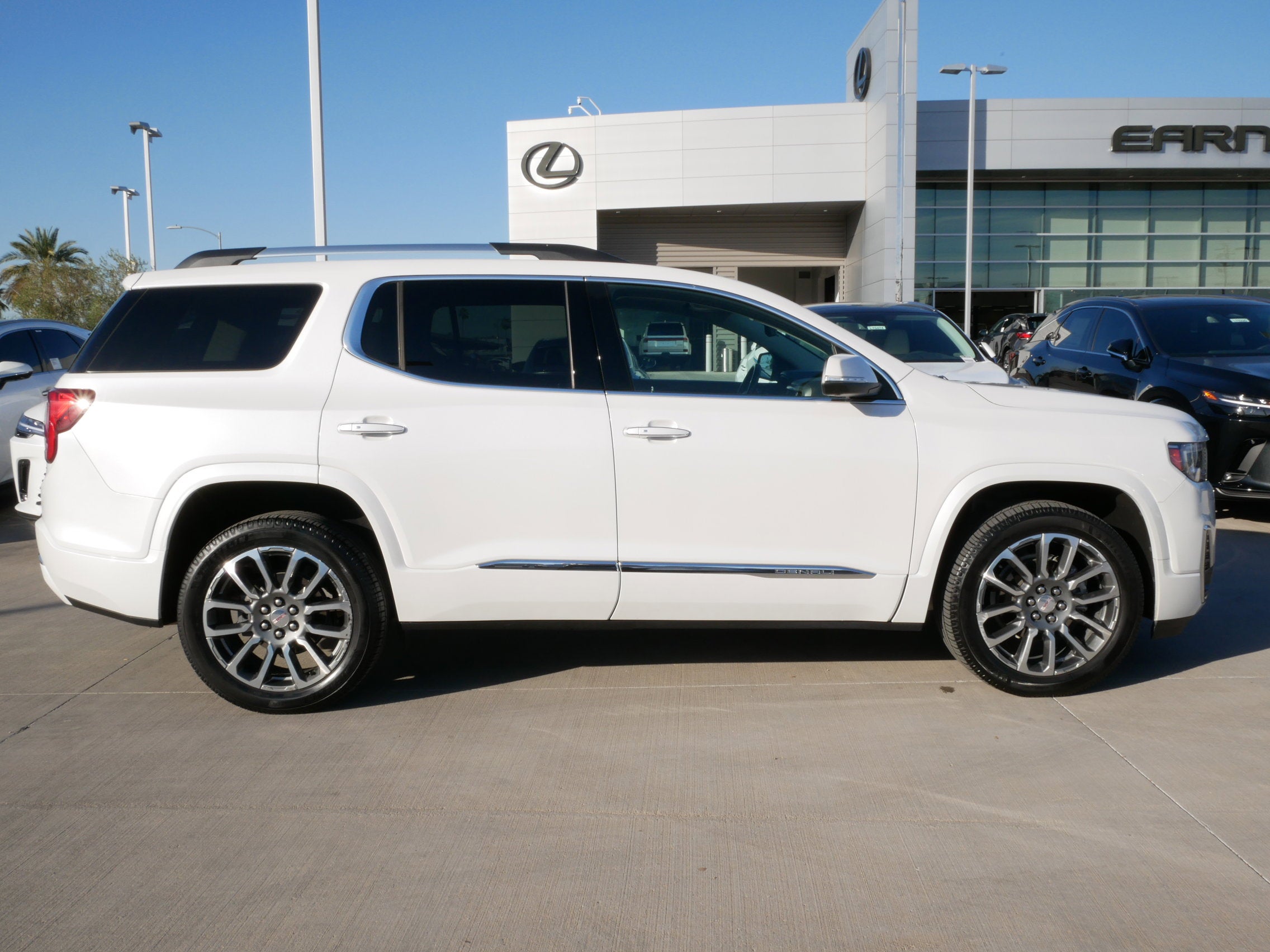 2021 GMC Acadia Denali
