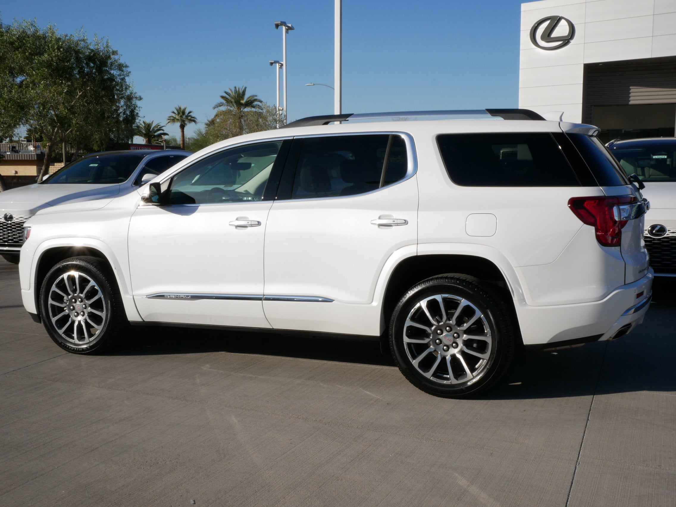 2021 GMC Acadia Denali