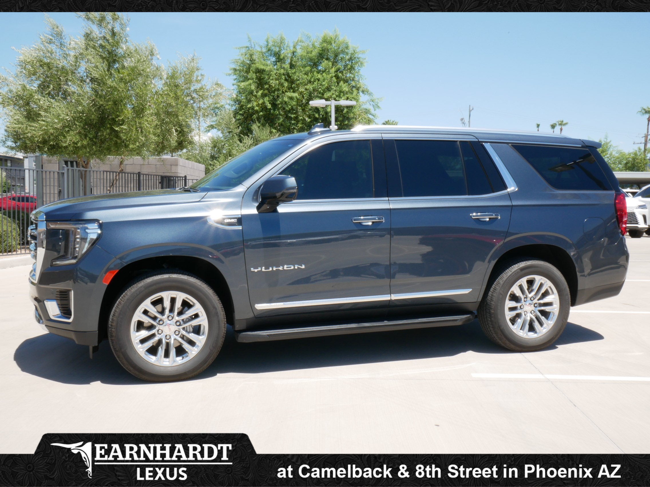 2021 GMC Yukon SLT