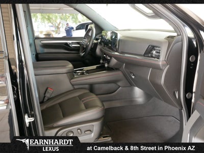 2025 Chevrolet Suburban RST