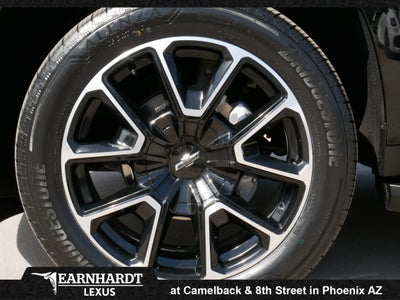 2025 Chevrolet Suburban RST