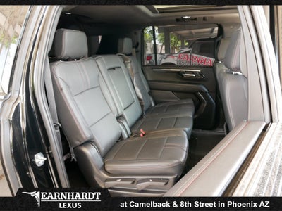 2025 Chevrolet Suburban RST