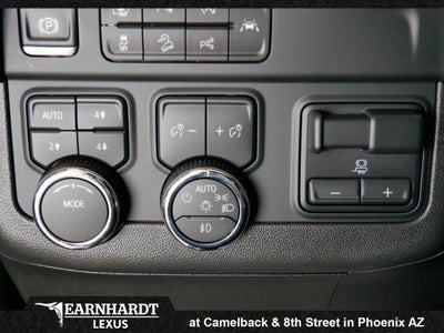 2025 Chevrolet Suburban RST