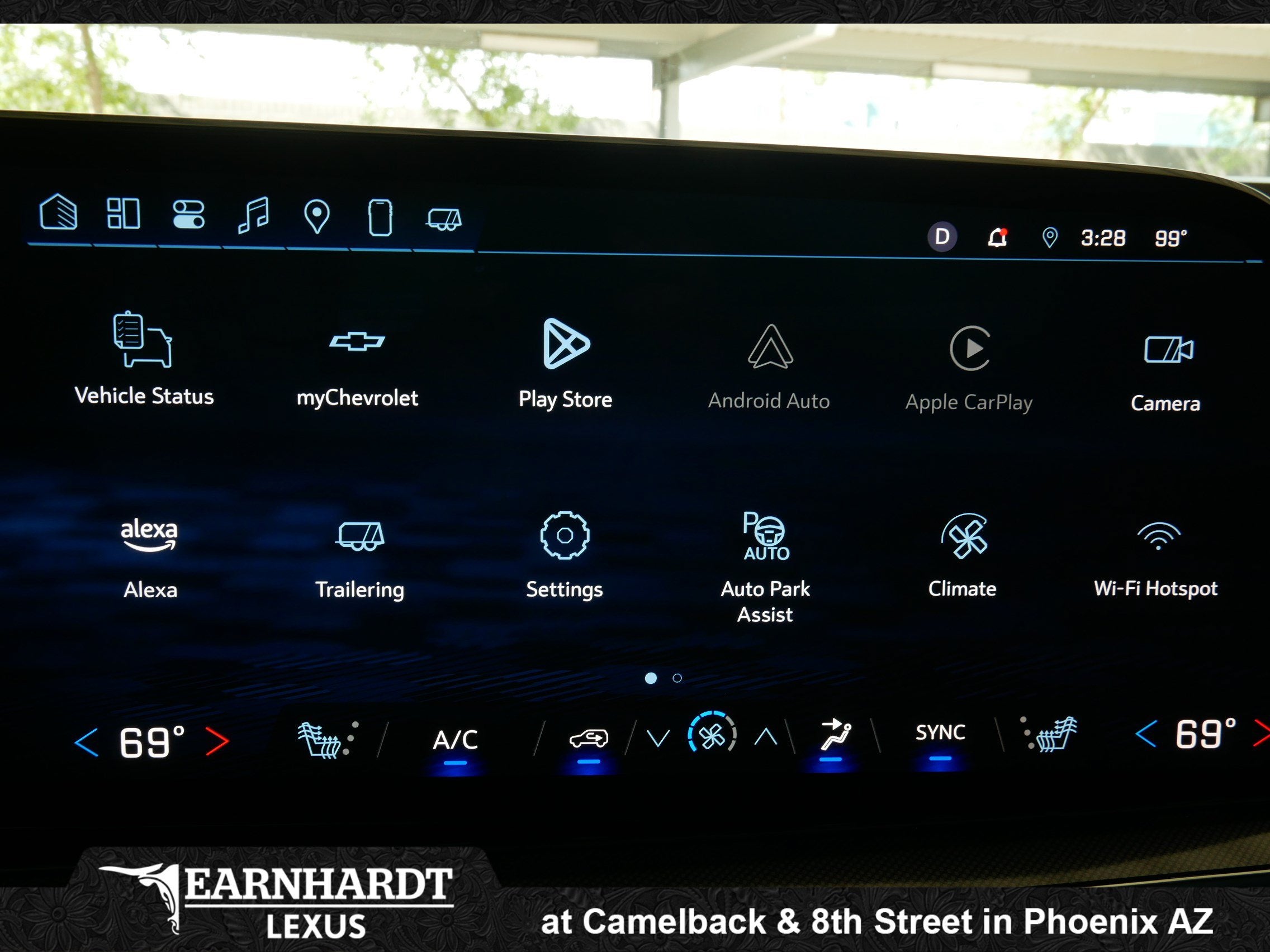 2025 Chevrolet Suburban RST