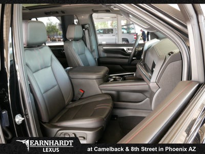 2025 Chevrolet Suburban RST