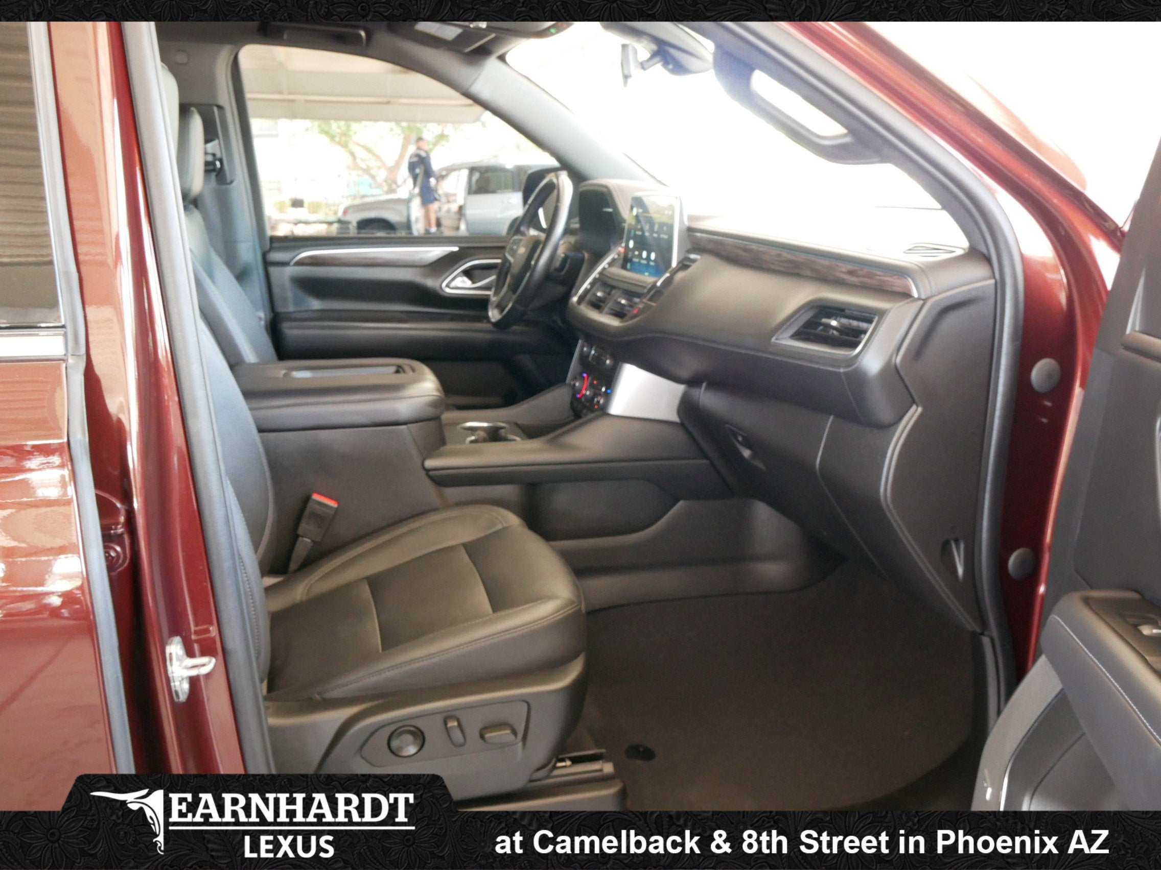 2022 Chevrolet Suburban LT