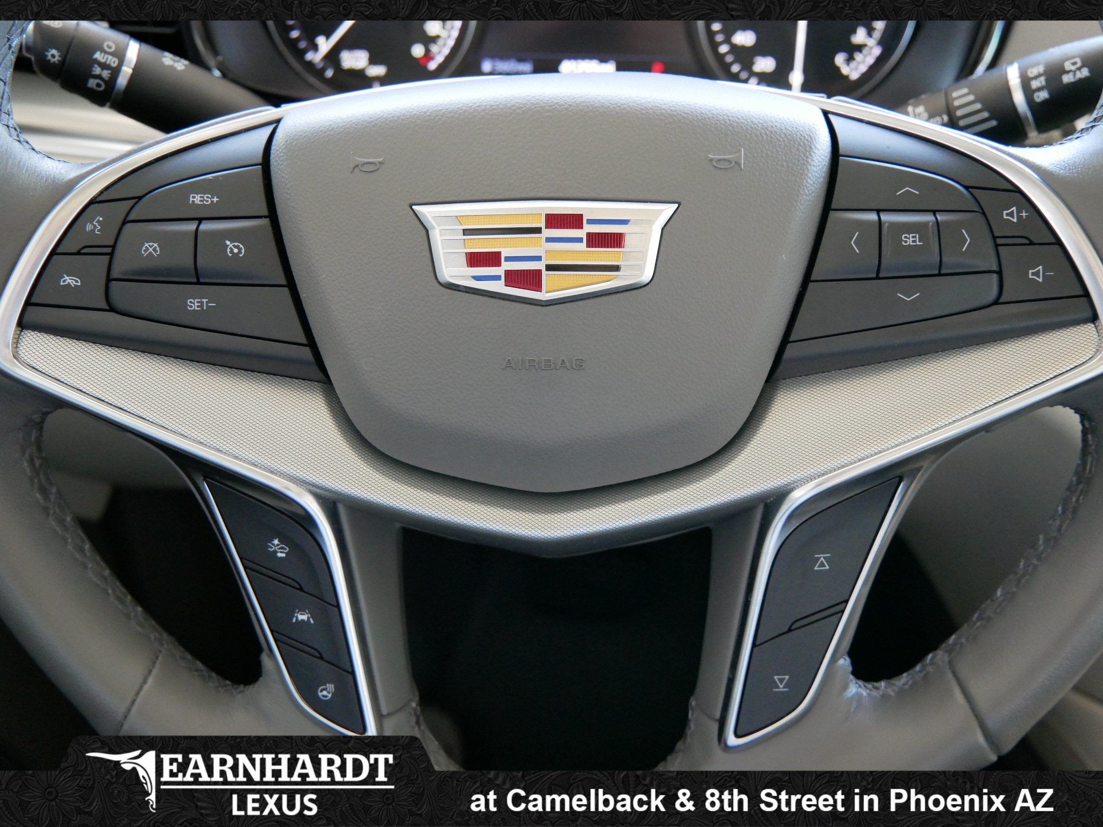 2023 Cadillac XT5 FWD Premium Luxury