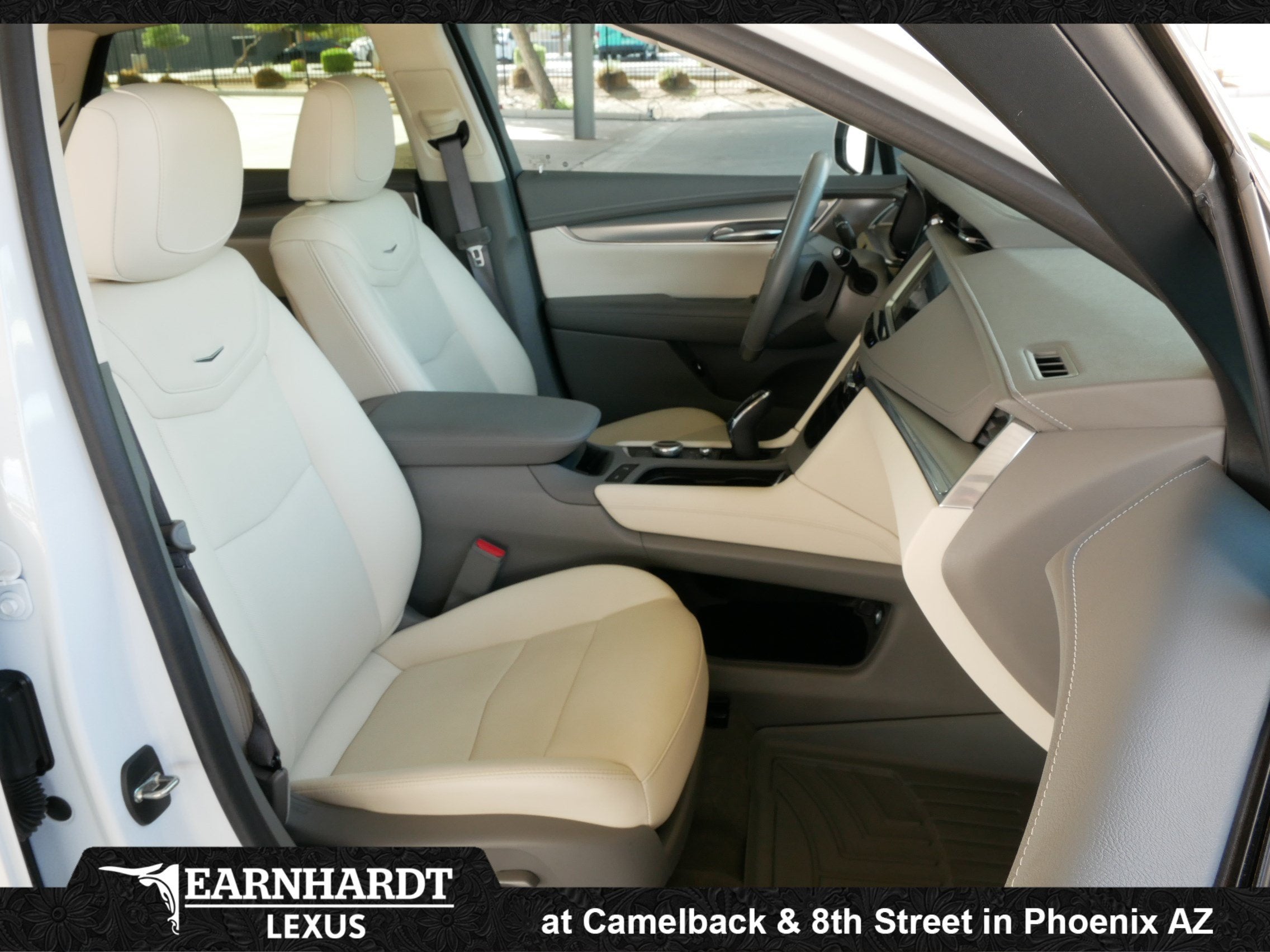 2023 Cadillac XT5 FWD Premium Luxury
