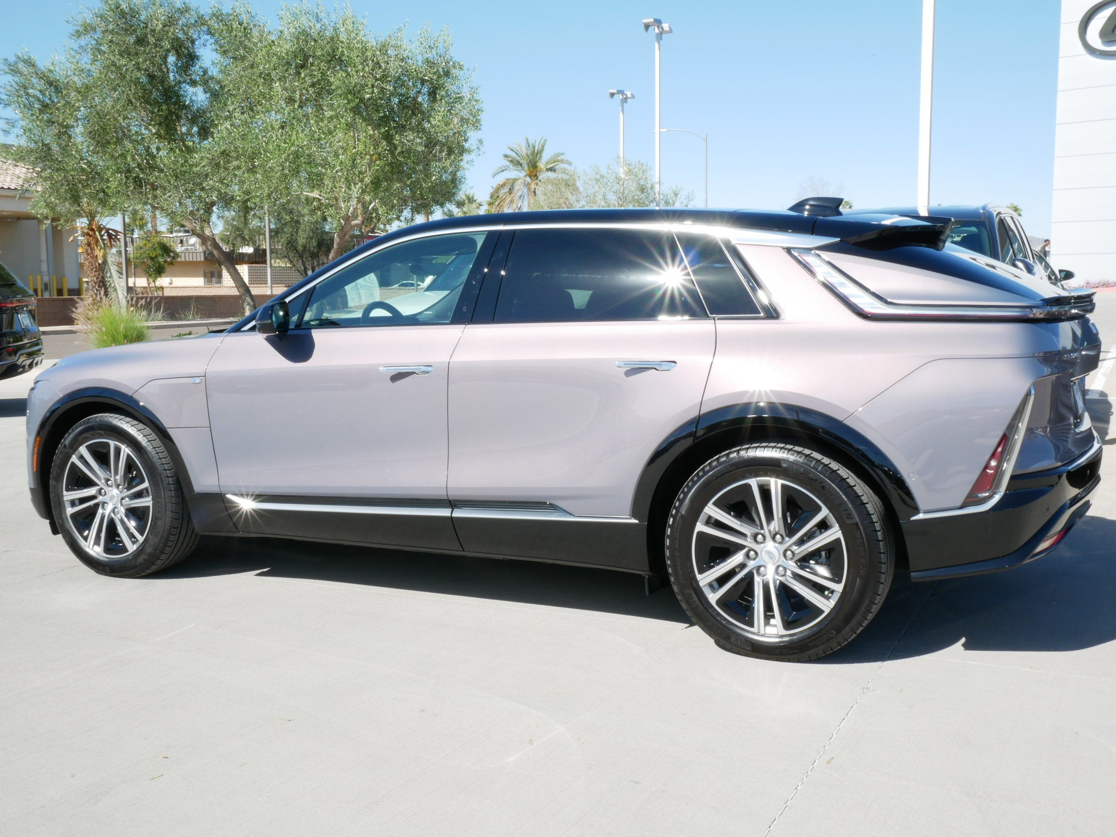 2025 Cadillac LYRIQ Luxury