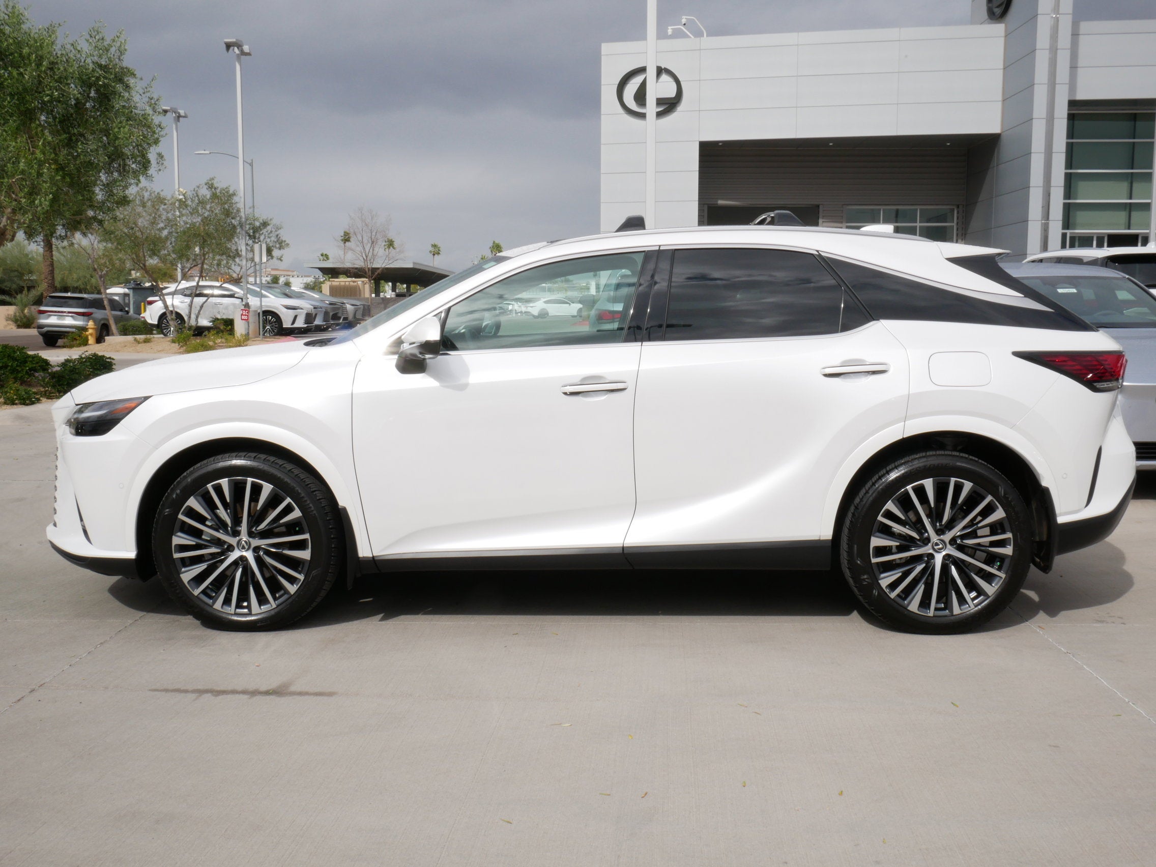 2025 Lexus RX RX 350h