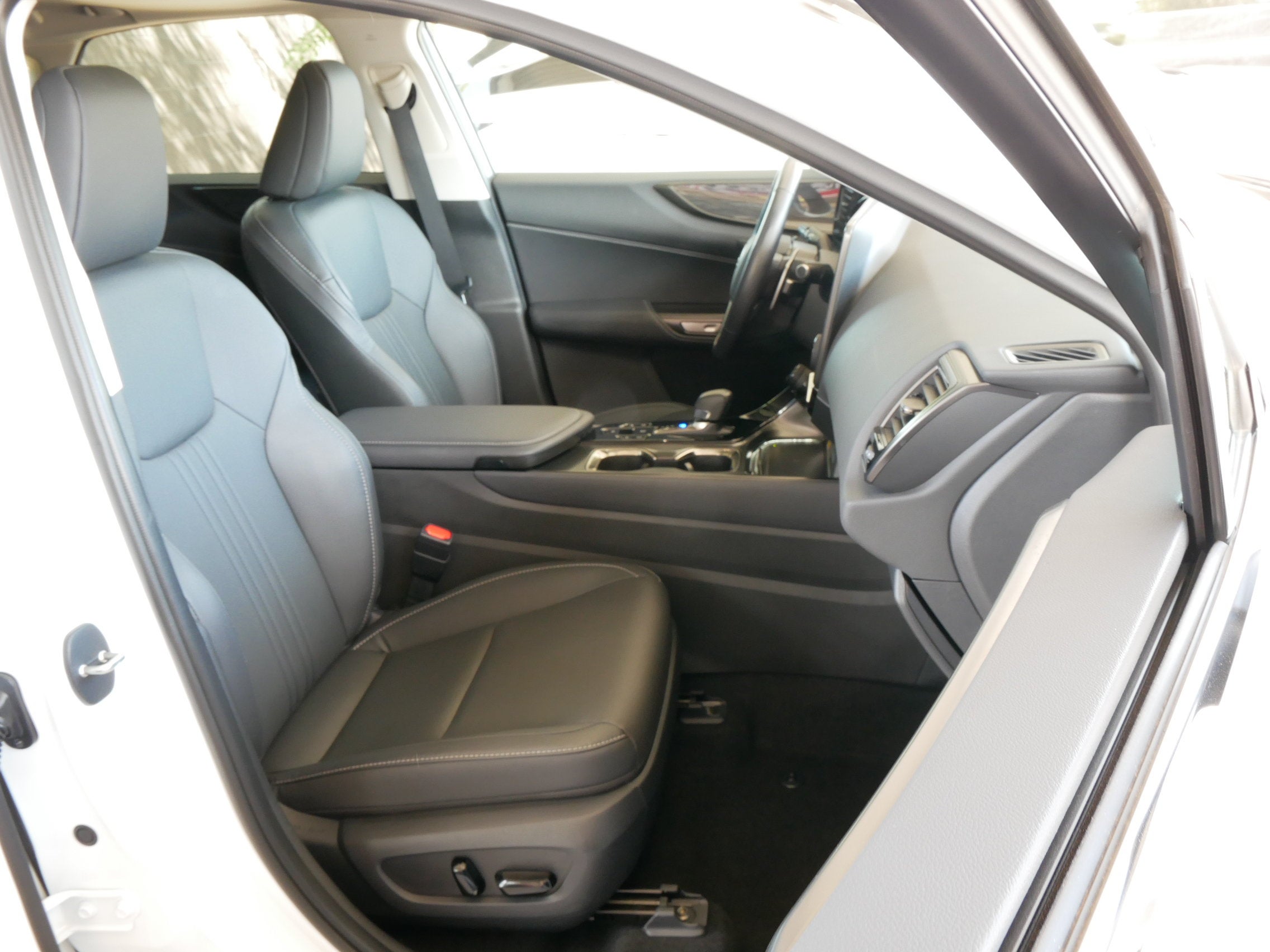 2026 Lexus NX 350 PREMIUM