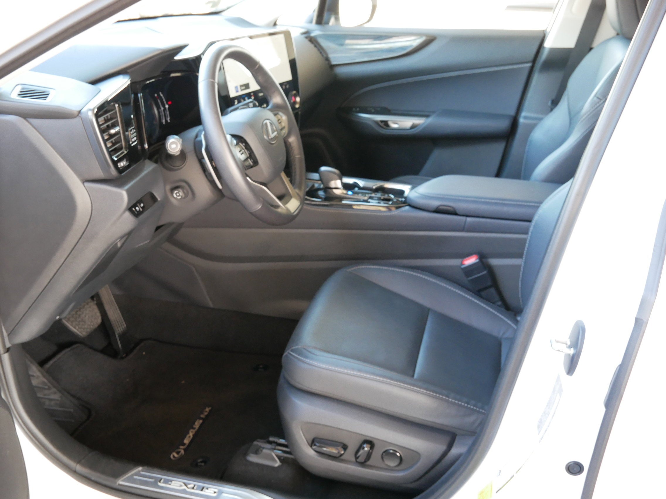 2025 Lexus NX 350 Premium