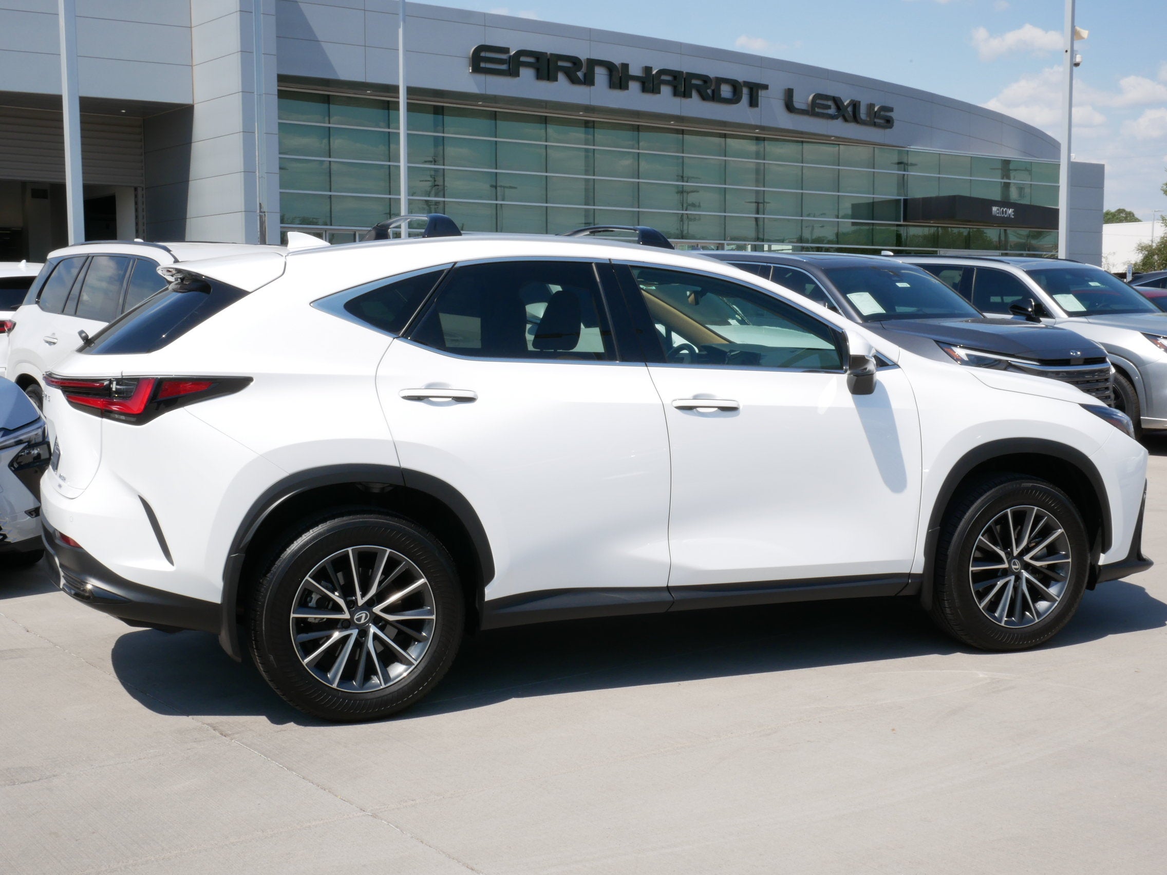 2026 Lexus NX 350 PREMIUM