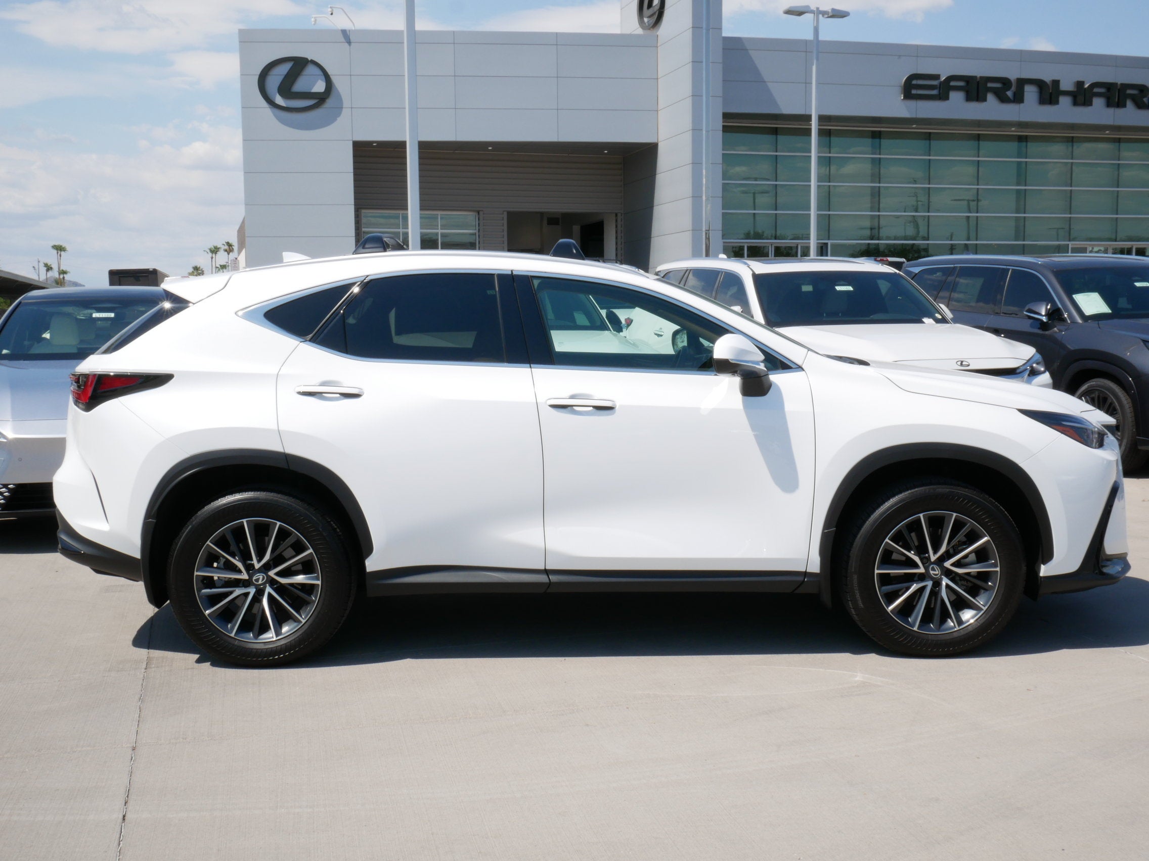 2026 Lexus NX 350 PREMIUM
