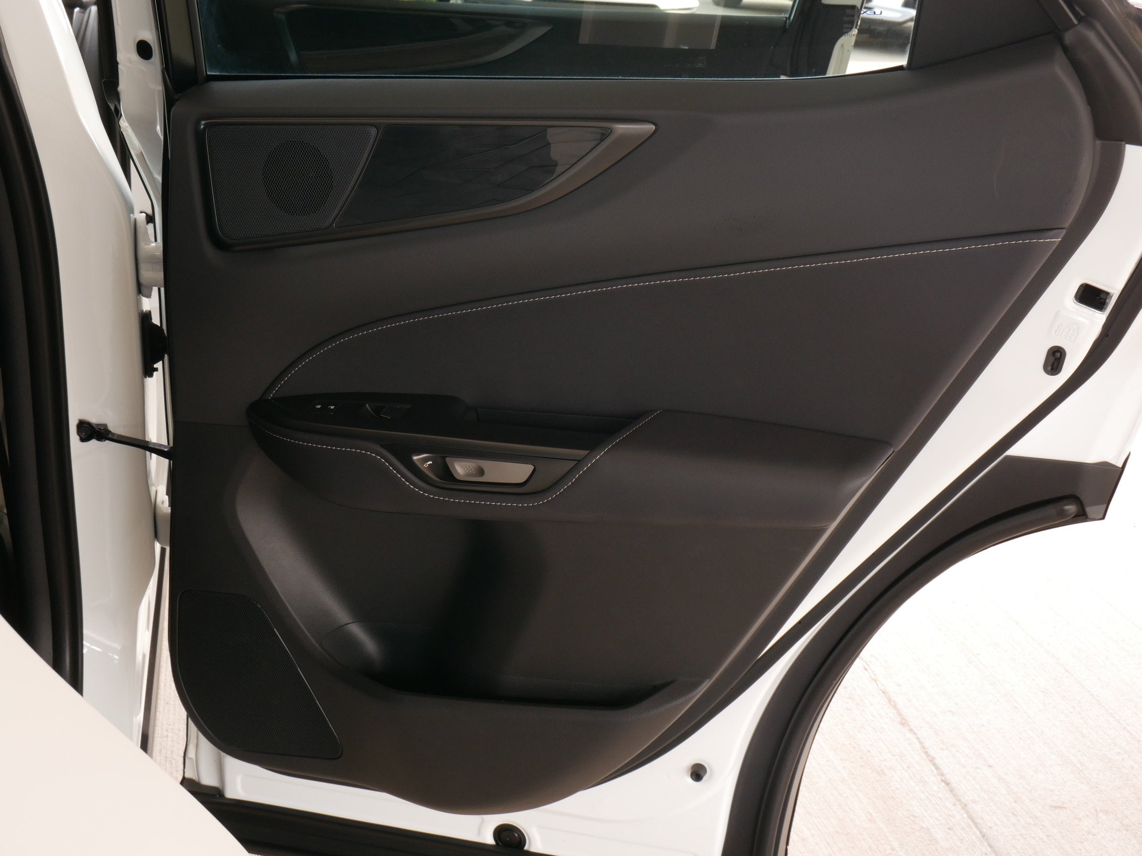 2026 Lexus NX 350h PREMIUM