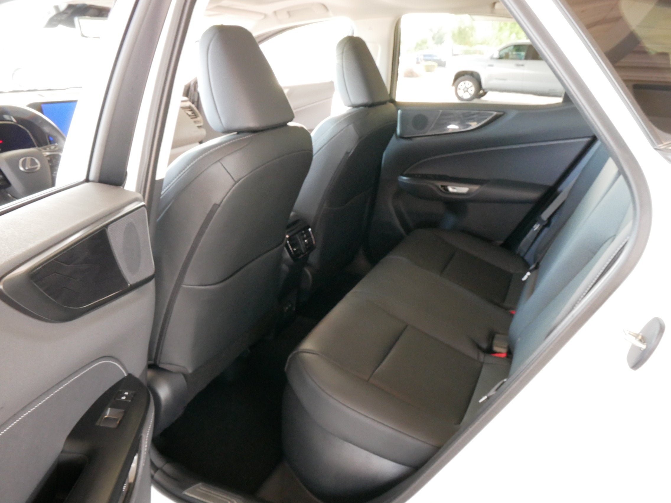2026 Lexus NX 350h PREMIUM
