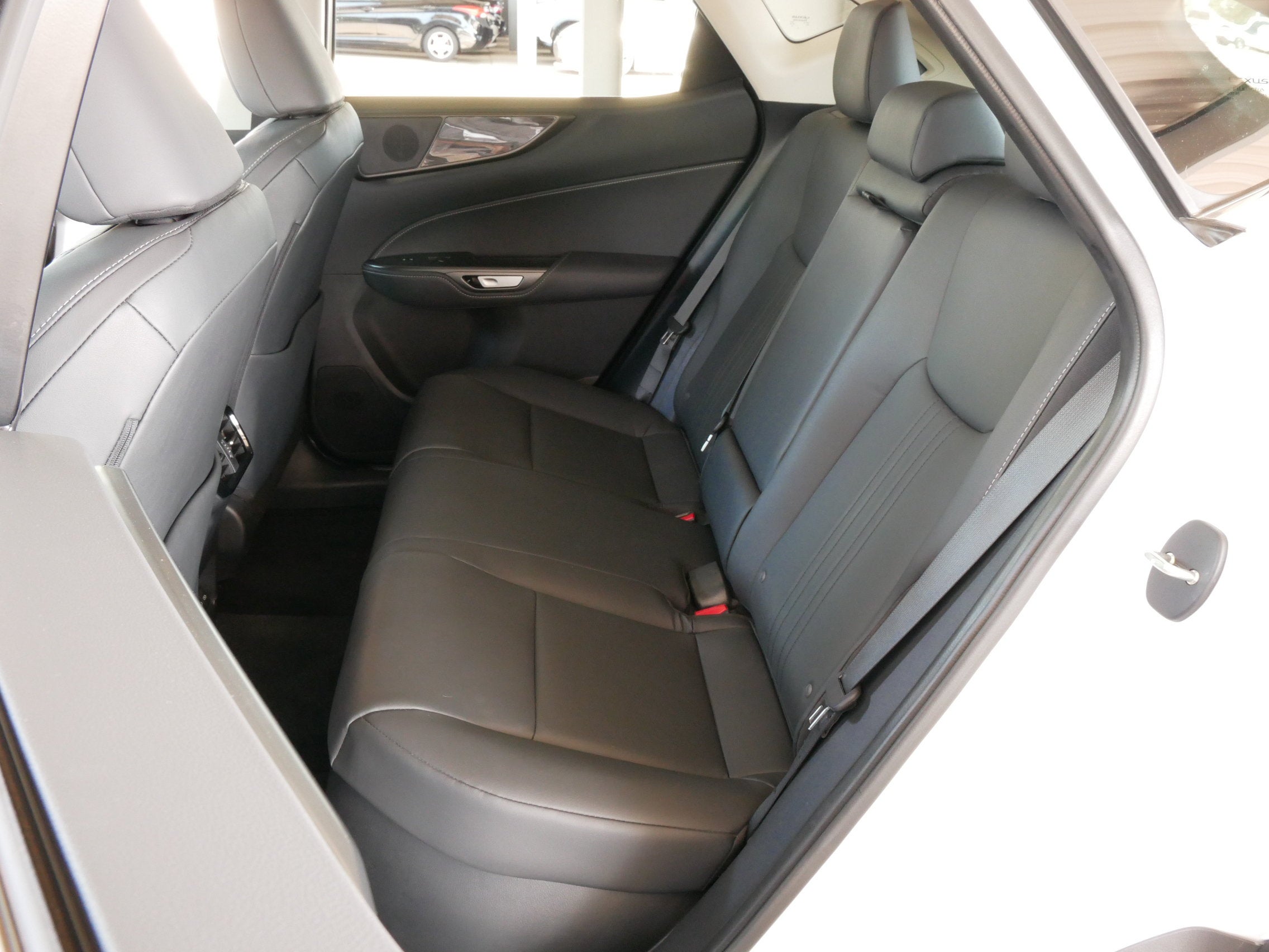 2026 Lexus NX 350h PREMIUM
