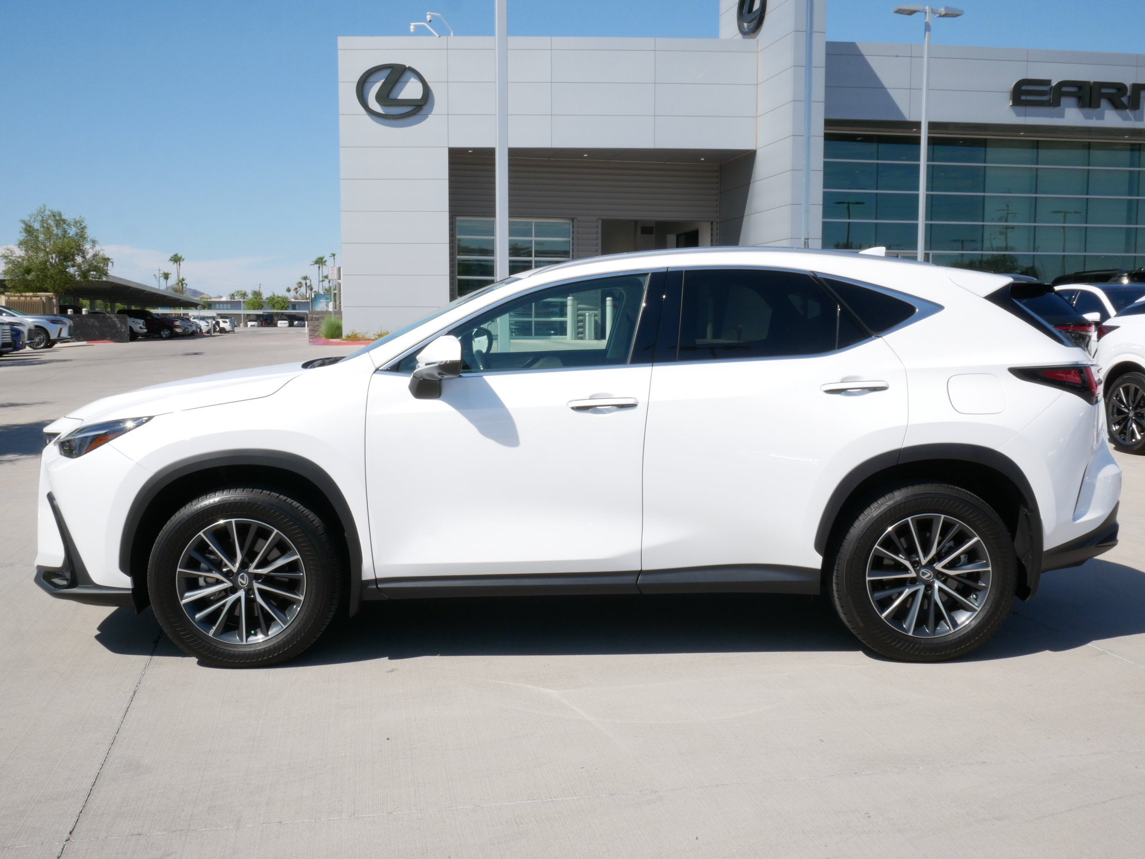 2026 Lexus NX 350h PREMIUM