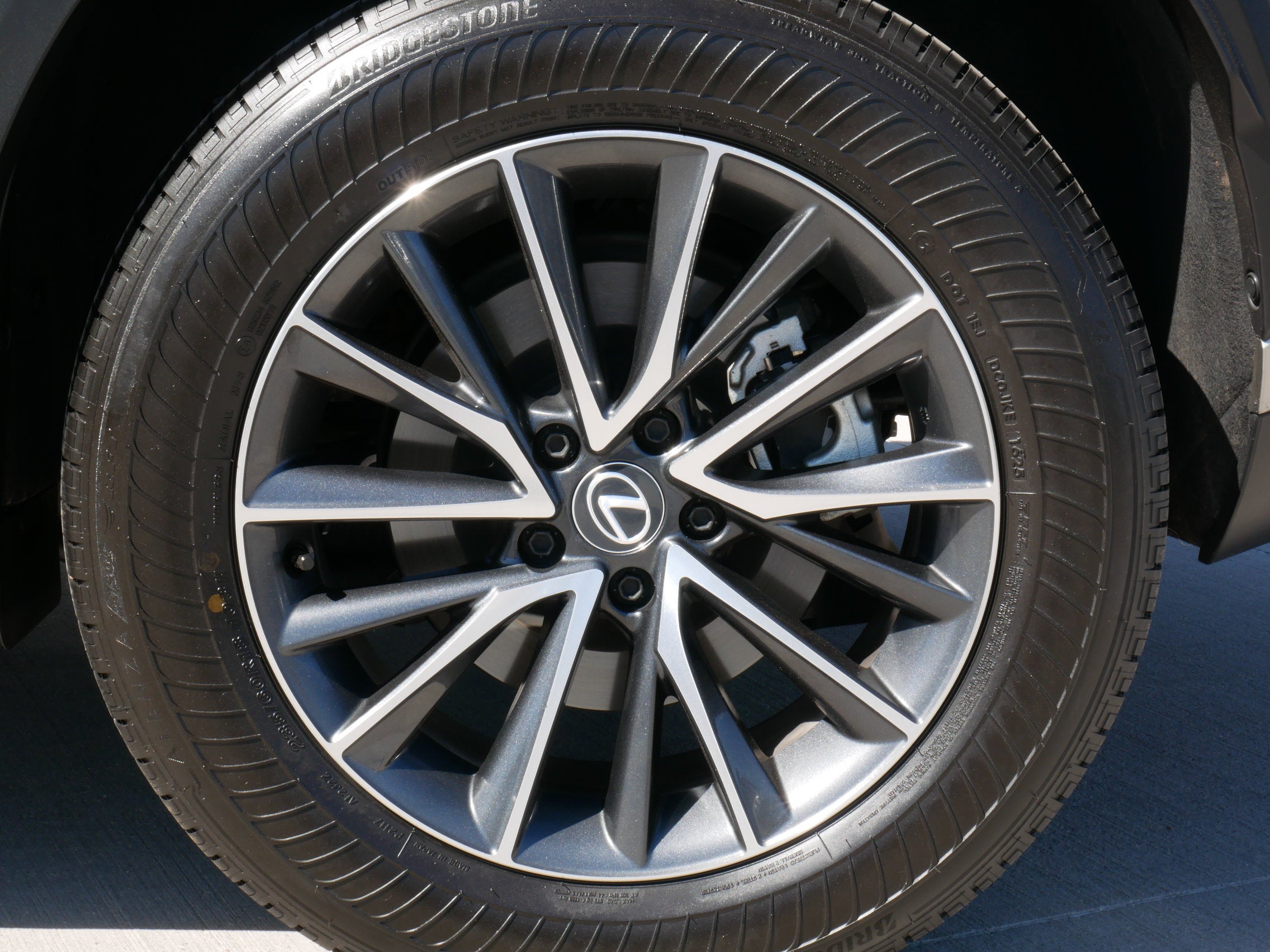 2025 Lexus NX 350h Premium