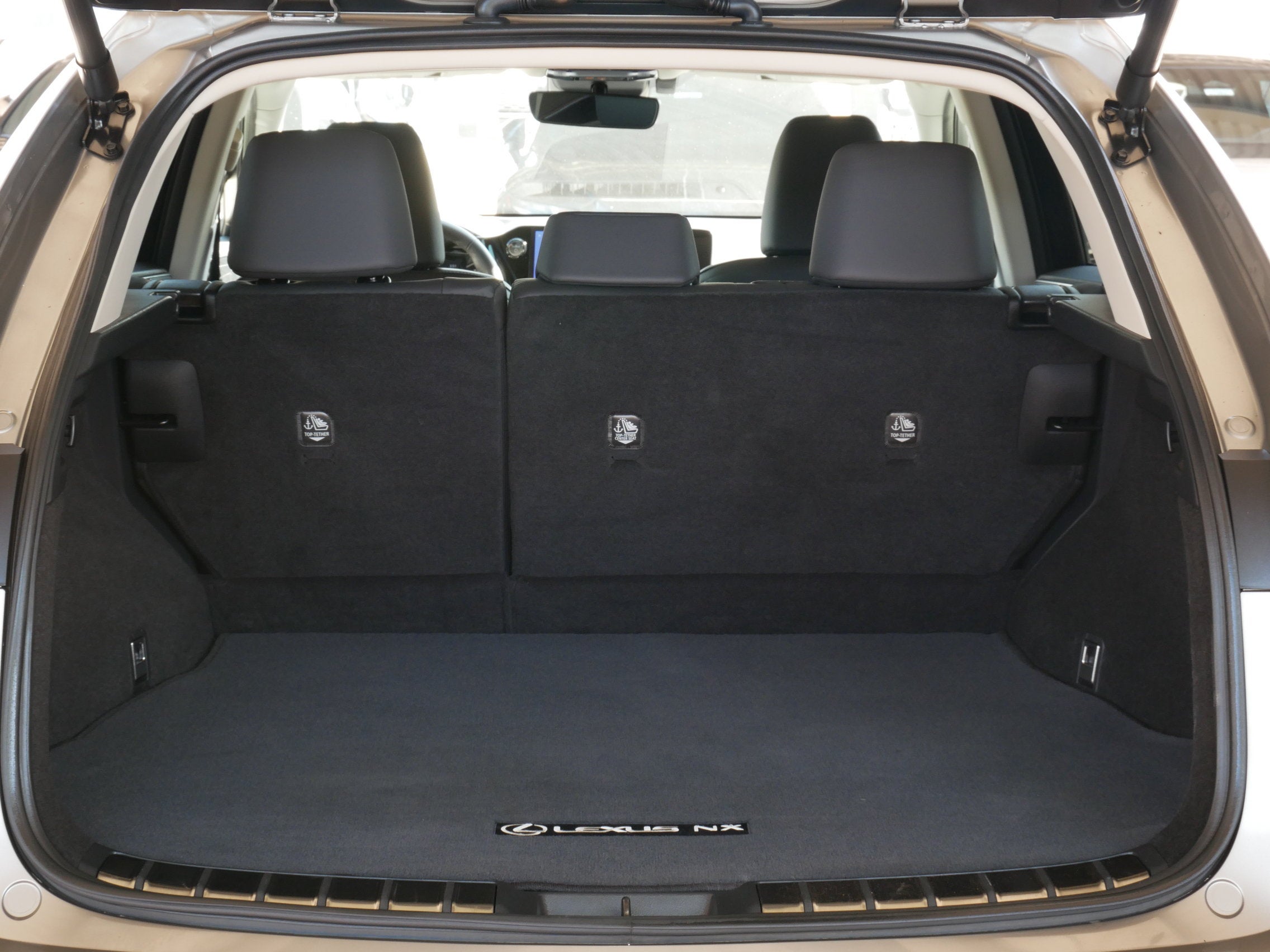 2025 Lexus NX 350h Premium