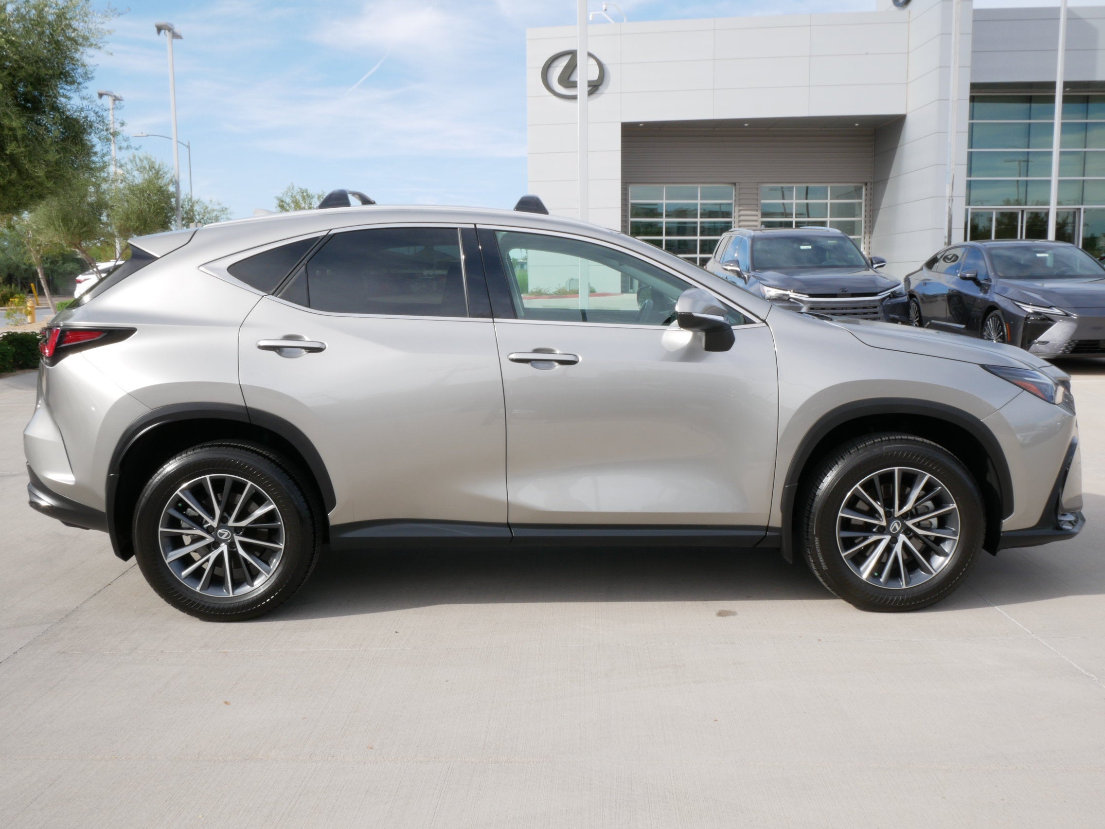 2026 Lexus NX 350h PREMIUM