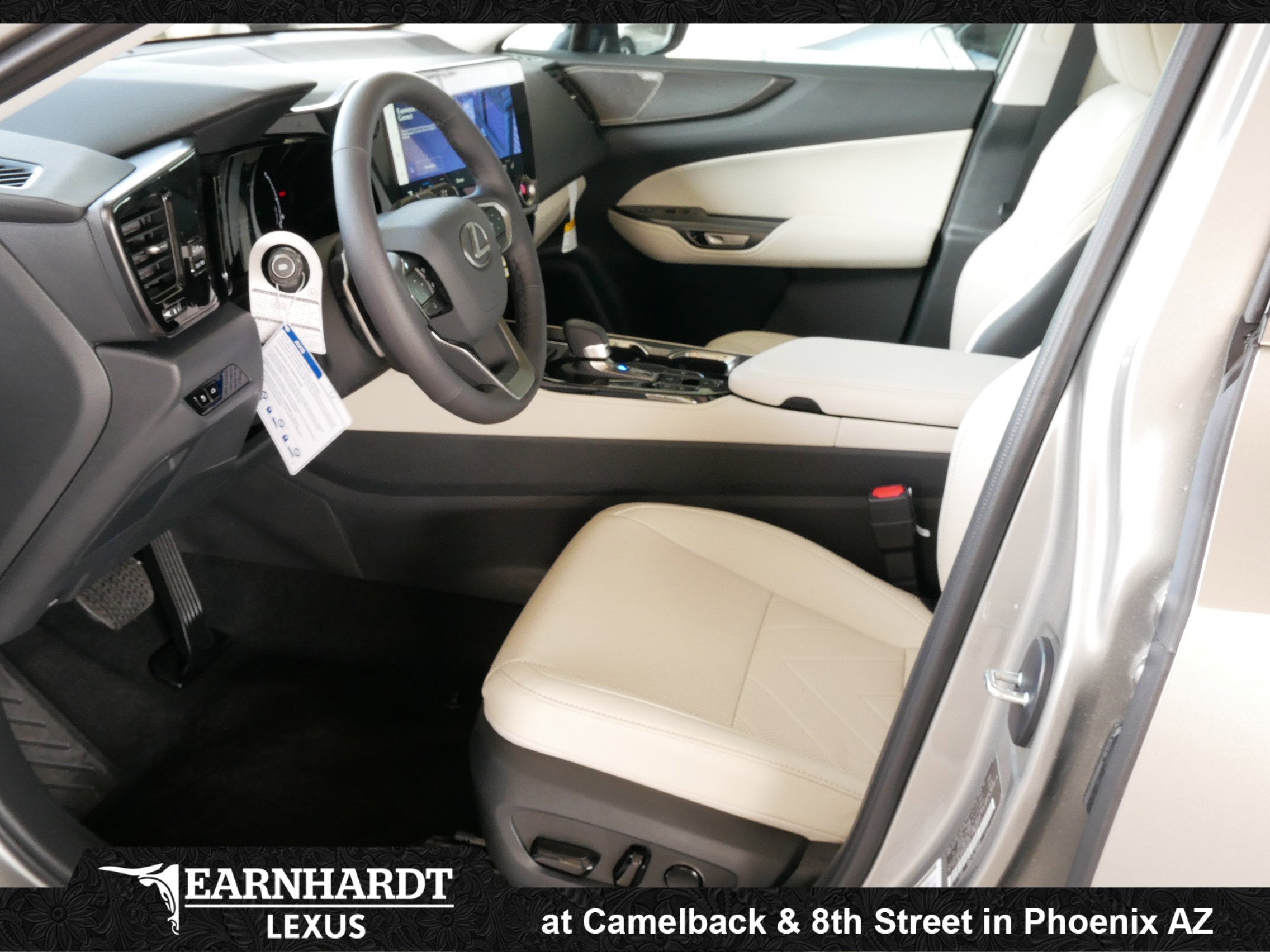 2026 Lexus NX 350h Luxury