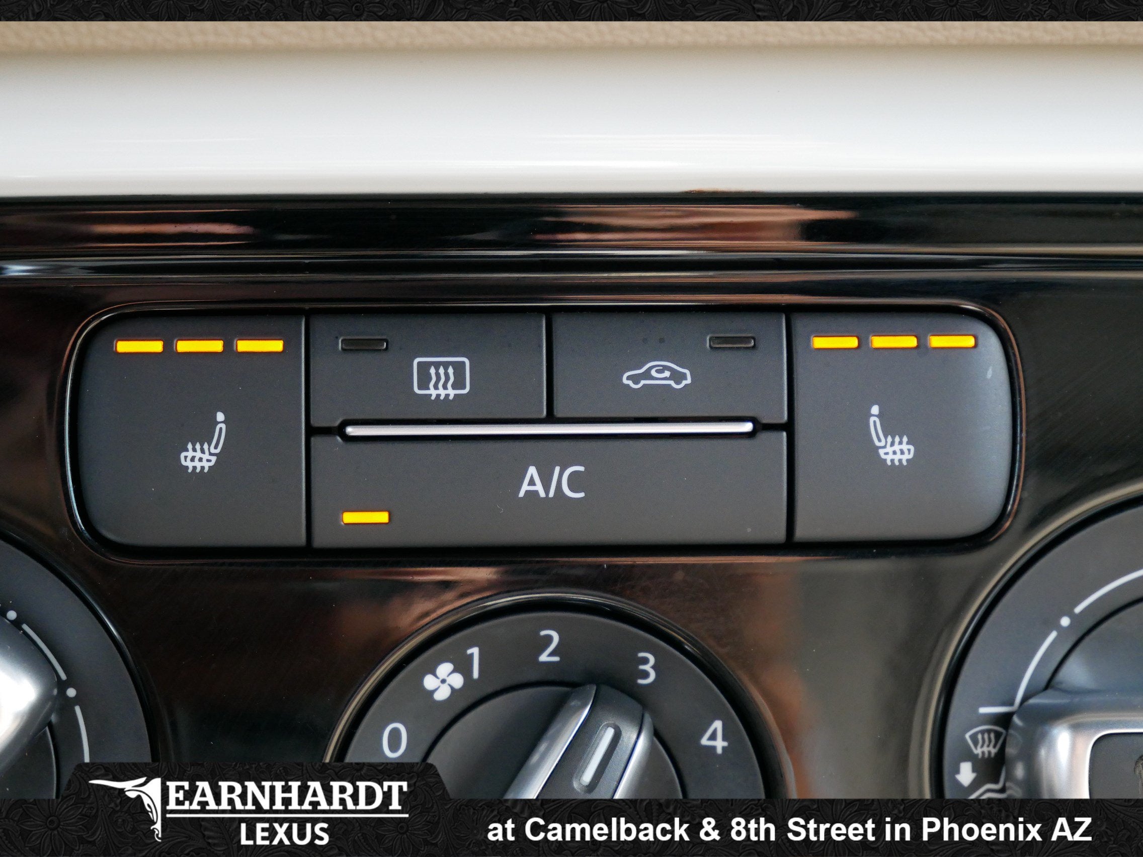 2017 Volkswagen Beetle Convertible Base