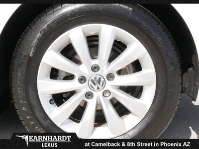 2017 Volkswagen Beetle Convertible Base