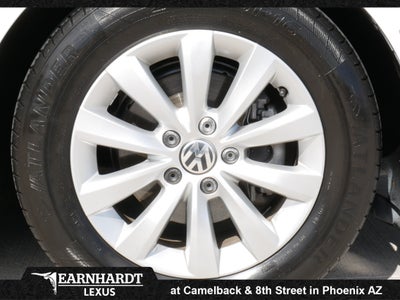 2017 Volkswagen Beetle Convertible Base