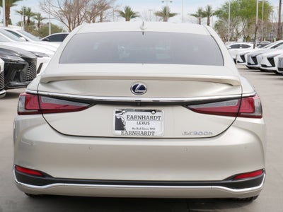 2019 Lexus ES 300h