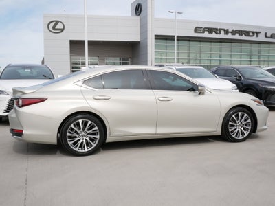 2019 Lexus ES 300h