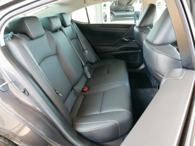 2023 Lexus ES 250