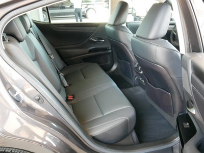 2023 Lexus ES 250