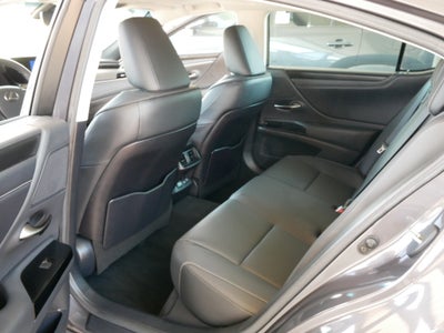 2023 Lexus ES 250