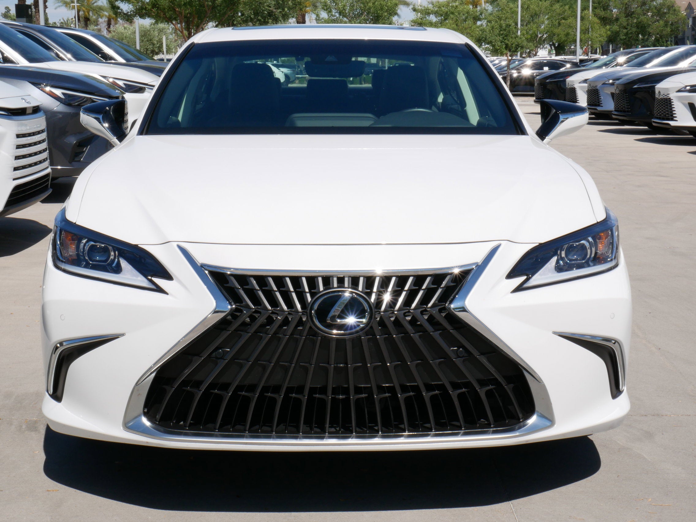 2025 Lexus ES 300h ES 300h
