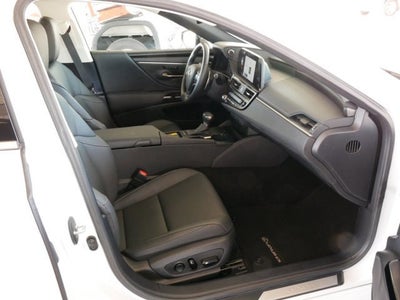 2025 Lexus ES 300h ES 300h