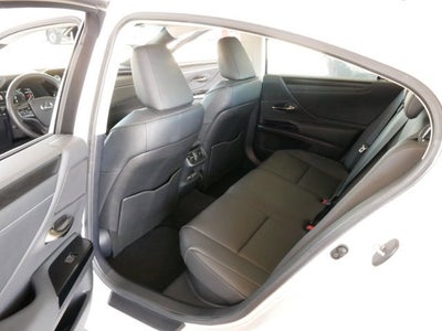2025 Lexus ES 300h ES 300h