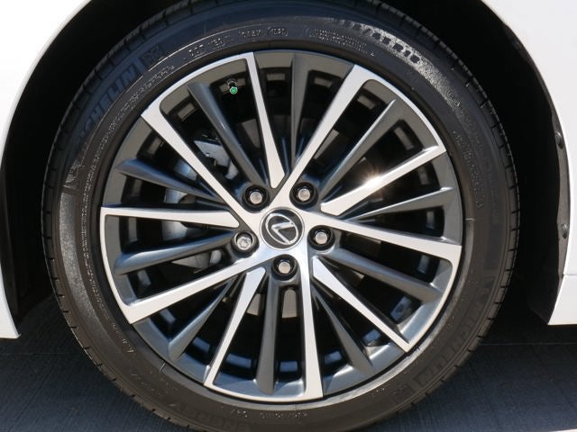 2025 Lexus ES 300h ES 300h