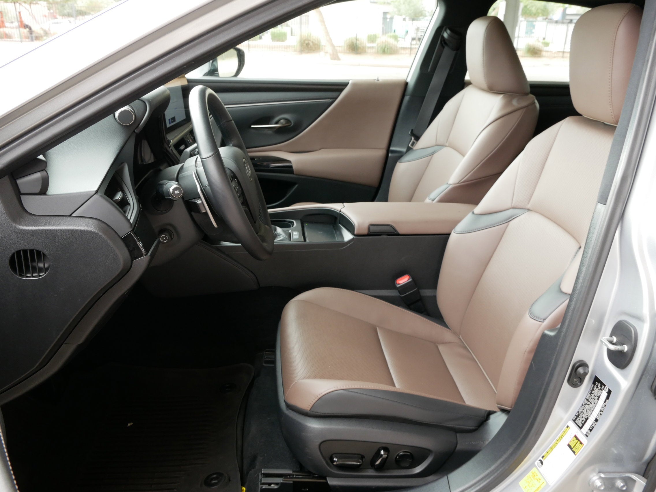 2025 Lexus ES ES 300h