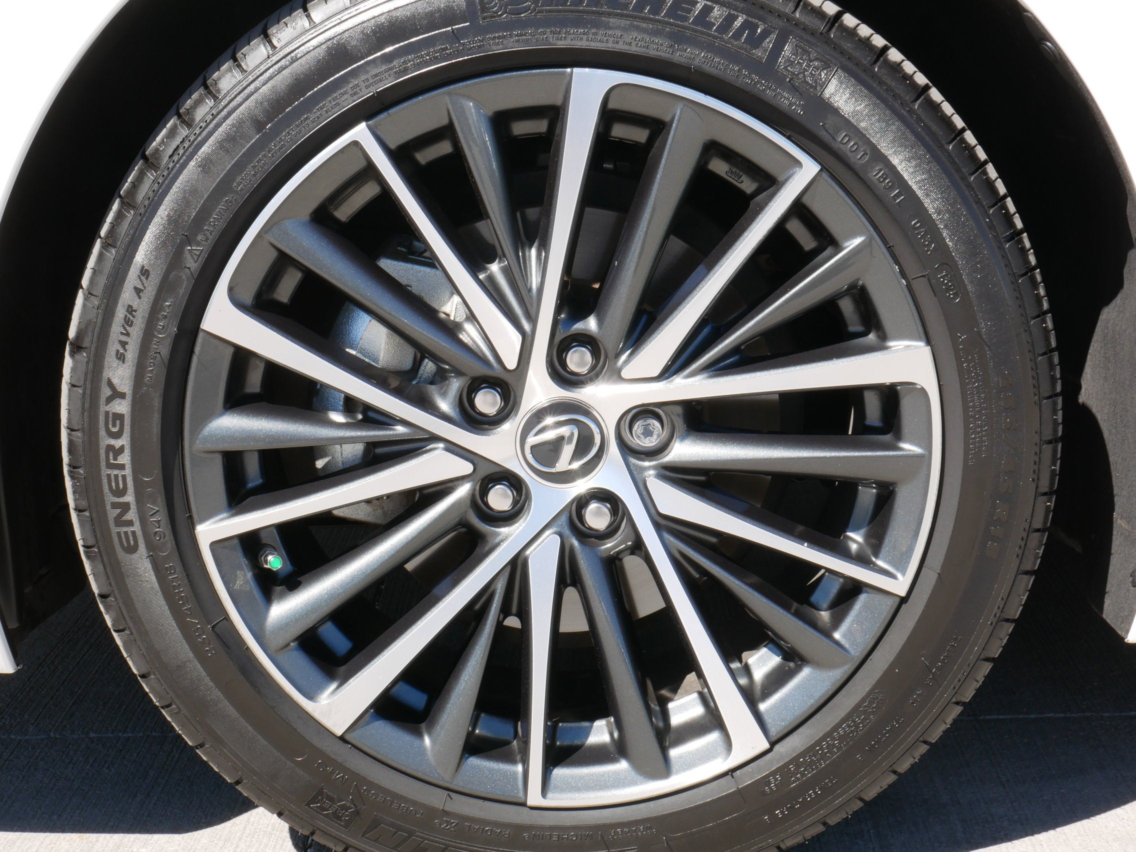 2025 Lexus ES 300h ES 300h