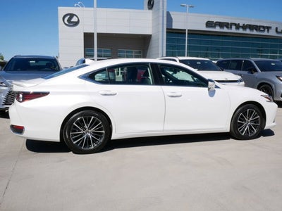 2025 Lexus ES 300h ES 300h