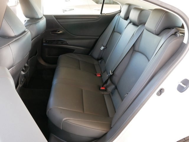 2025 Lexus ES 300h ES 300h