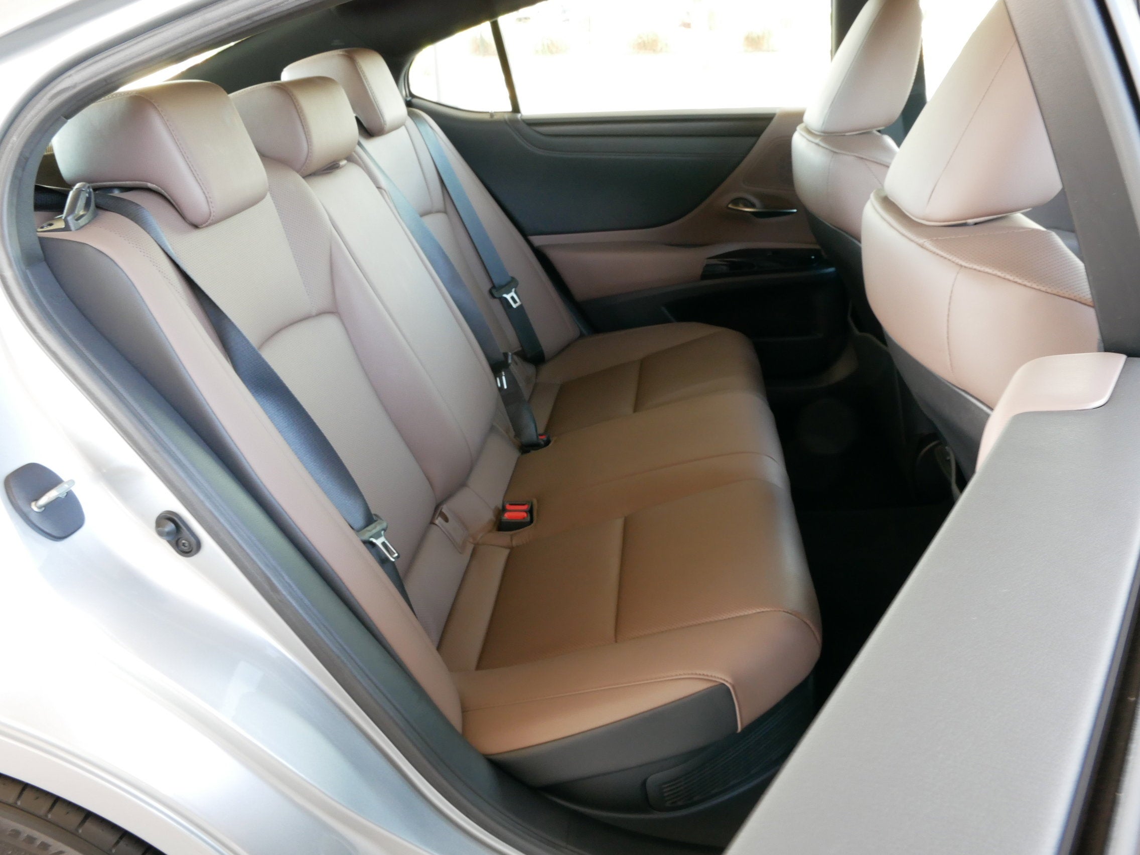 2025 Lexus ES 300h ES 300h