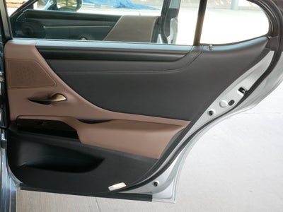 2025 Lexus ES 300h ES 300h