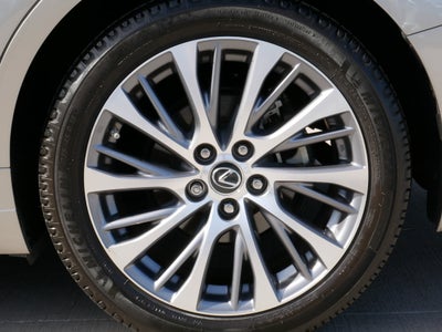 2021 Lexus ES 300h 300h