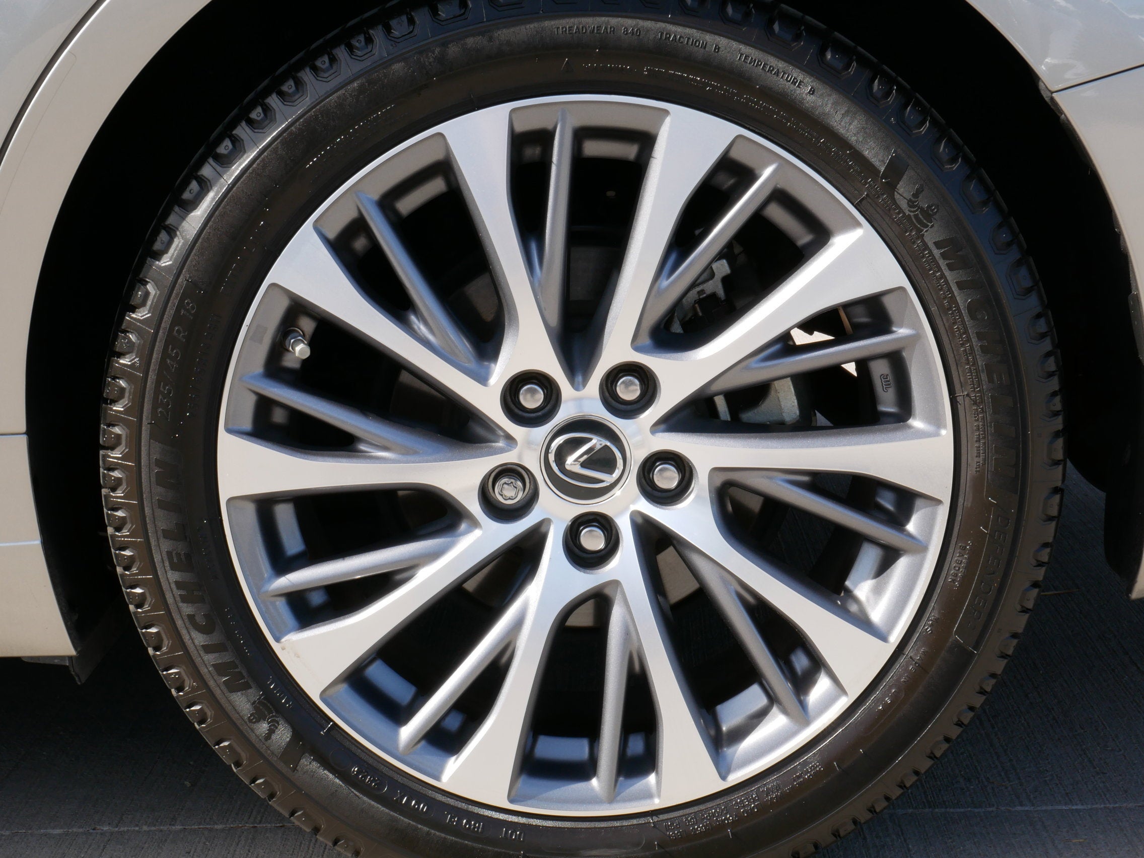 2021 Lexus ES 300h 300h